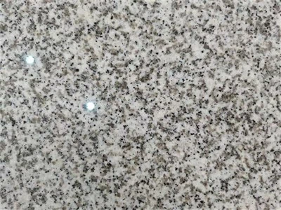 Chav ua noj nrog Grey Granite Countertops