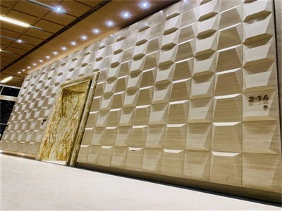 Hniav Marble Phab Ntsa Vuas
